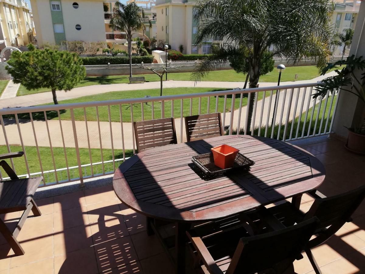 Las Terrazas Solo Familias Serviplaya Playa De Xeraco Bagian luar foto